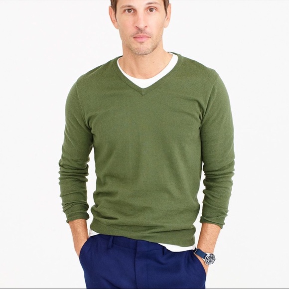 j crew men's v neck sweater